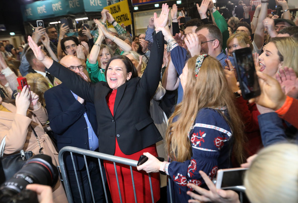 Fianna Fáil edge Sinn Féin by one seat