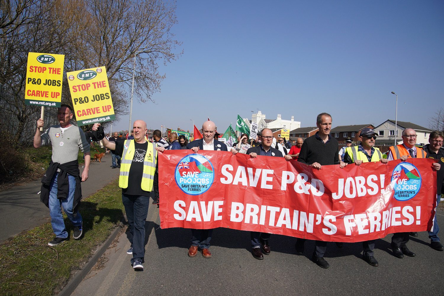 P&O Ferries’ rivals set to meet with officials after mass sacking of staff