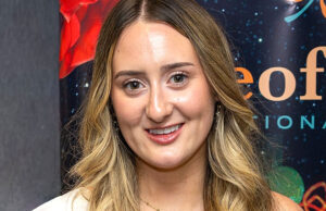 21- year- old Kerry Manze crowned new Yorkshire Rose